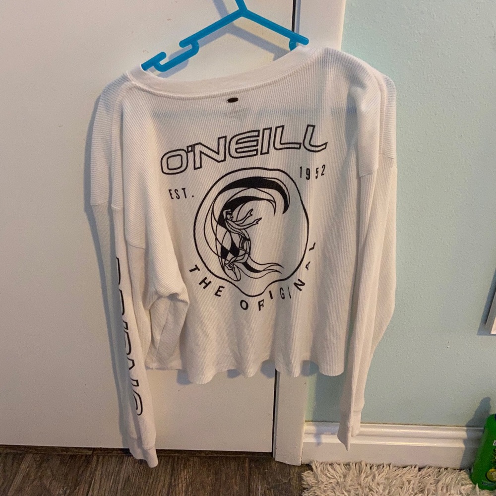 white o’neill long sleeve